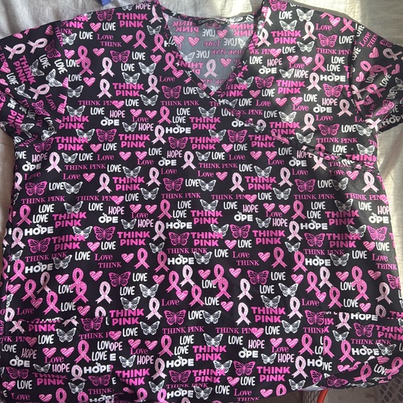 Women’s Scrub Top - Picture 1 of 3